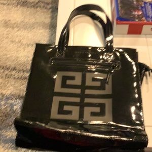 Parfums GIVENCHY black tote